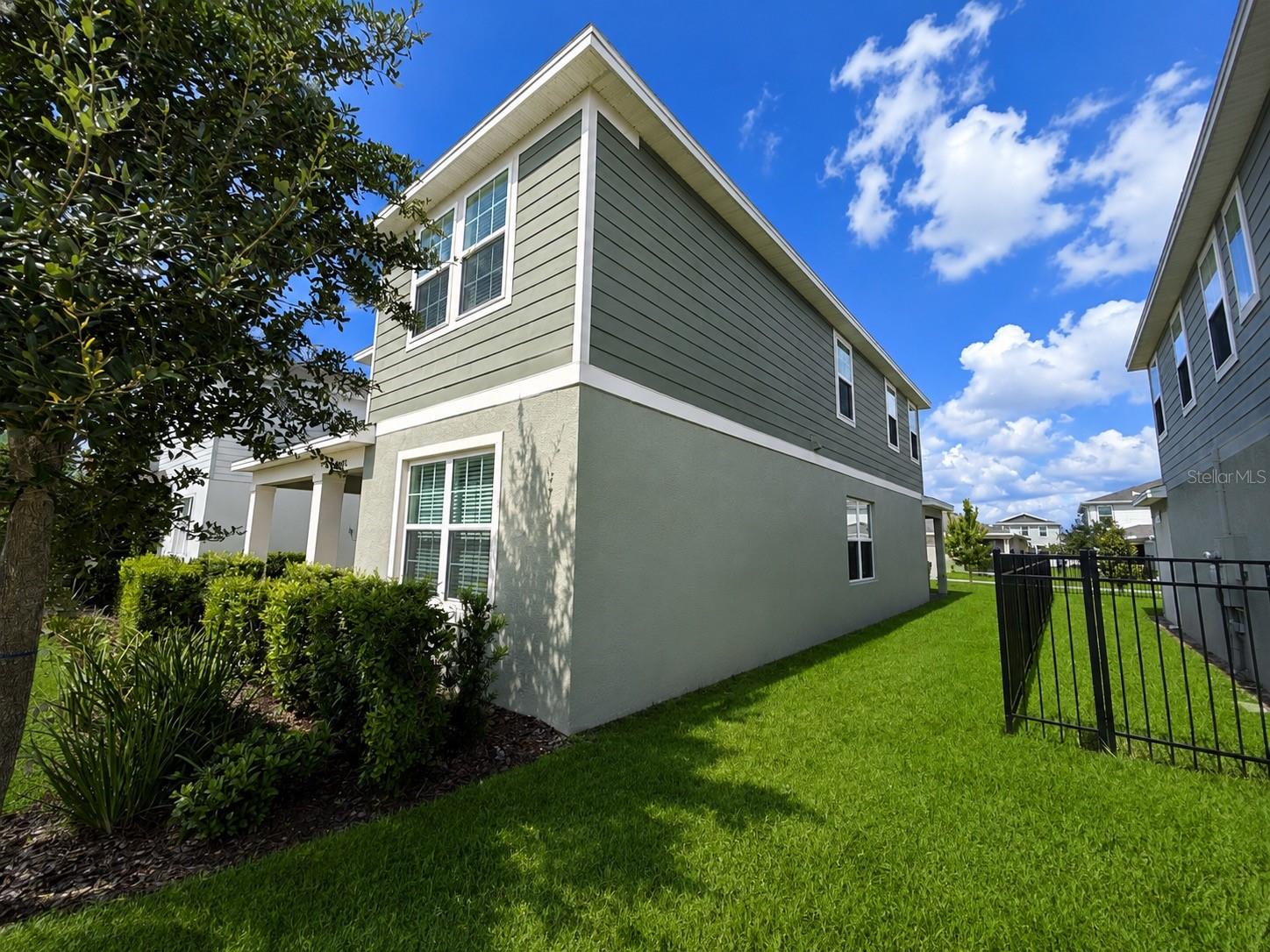4086 LUSH VIEW DRIVE