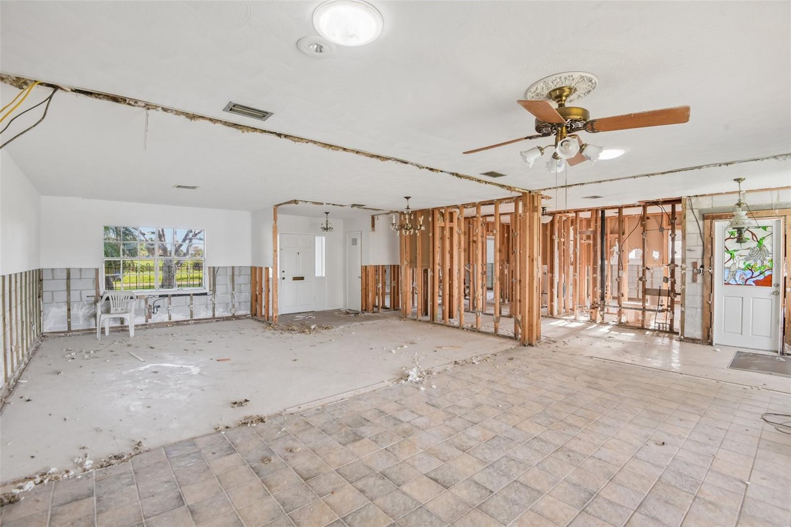 4008 DANA SHORES DRIVE