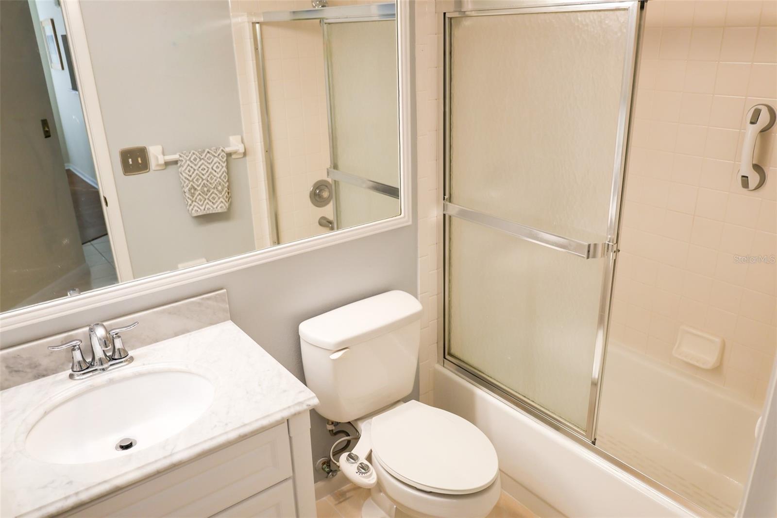 BRAEMOOR LAKE VILLAS - Residential Lease