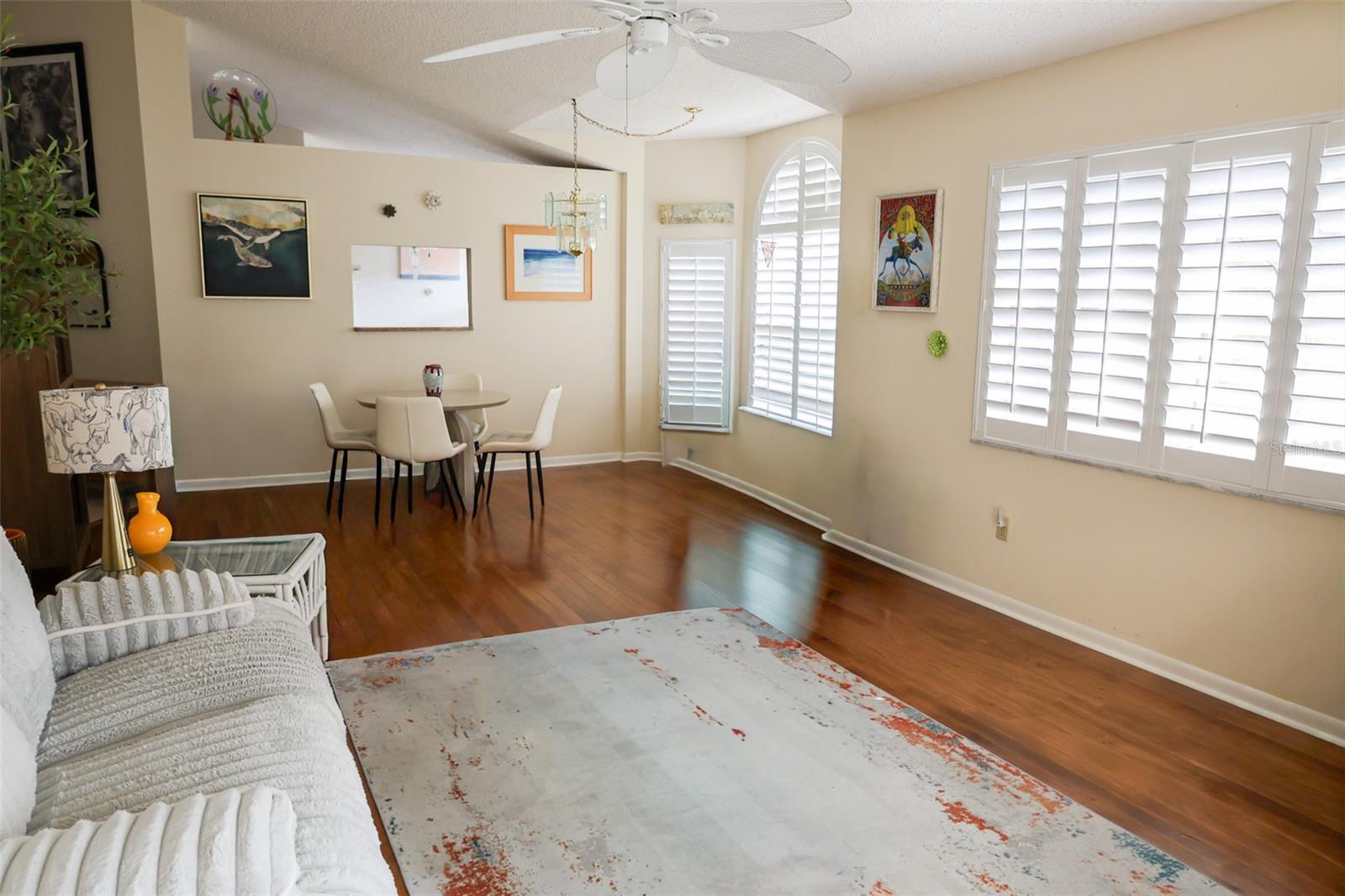 BRAEMOOR LAKE VILLAS - Residential Lease