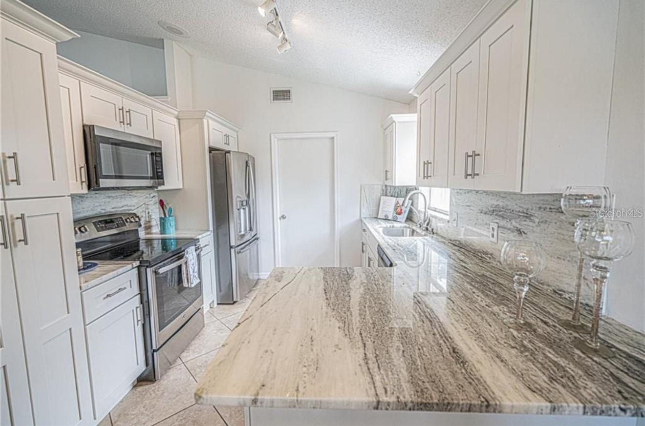 SOUTHCHASE - Residential Lease