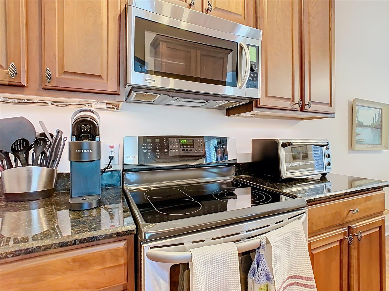 ARTISAN CLUB CONDO PH 6 - Residential