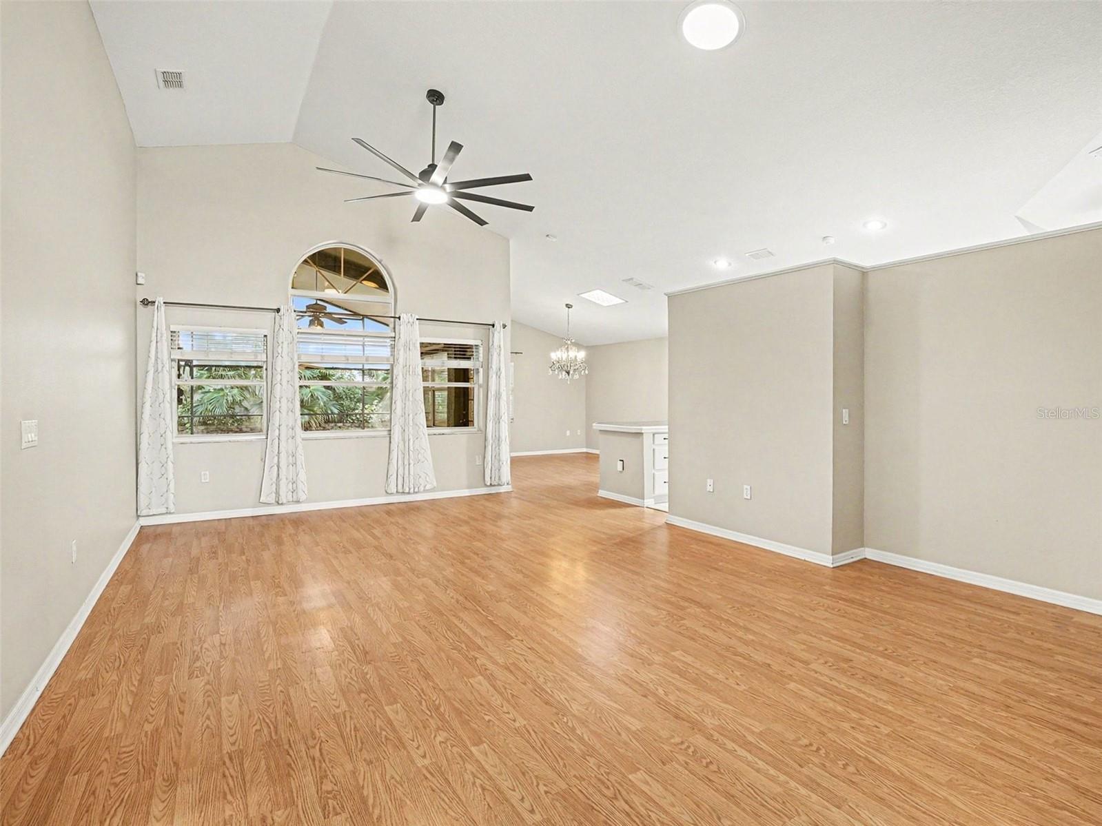 PARKSTONE - Residential