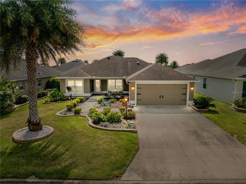 A home in THE VILLAGES