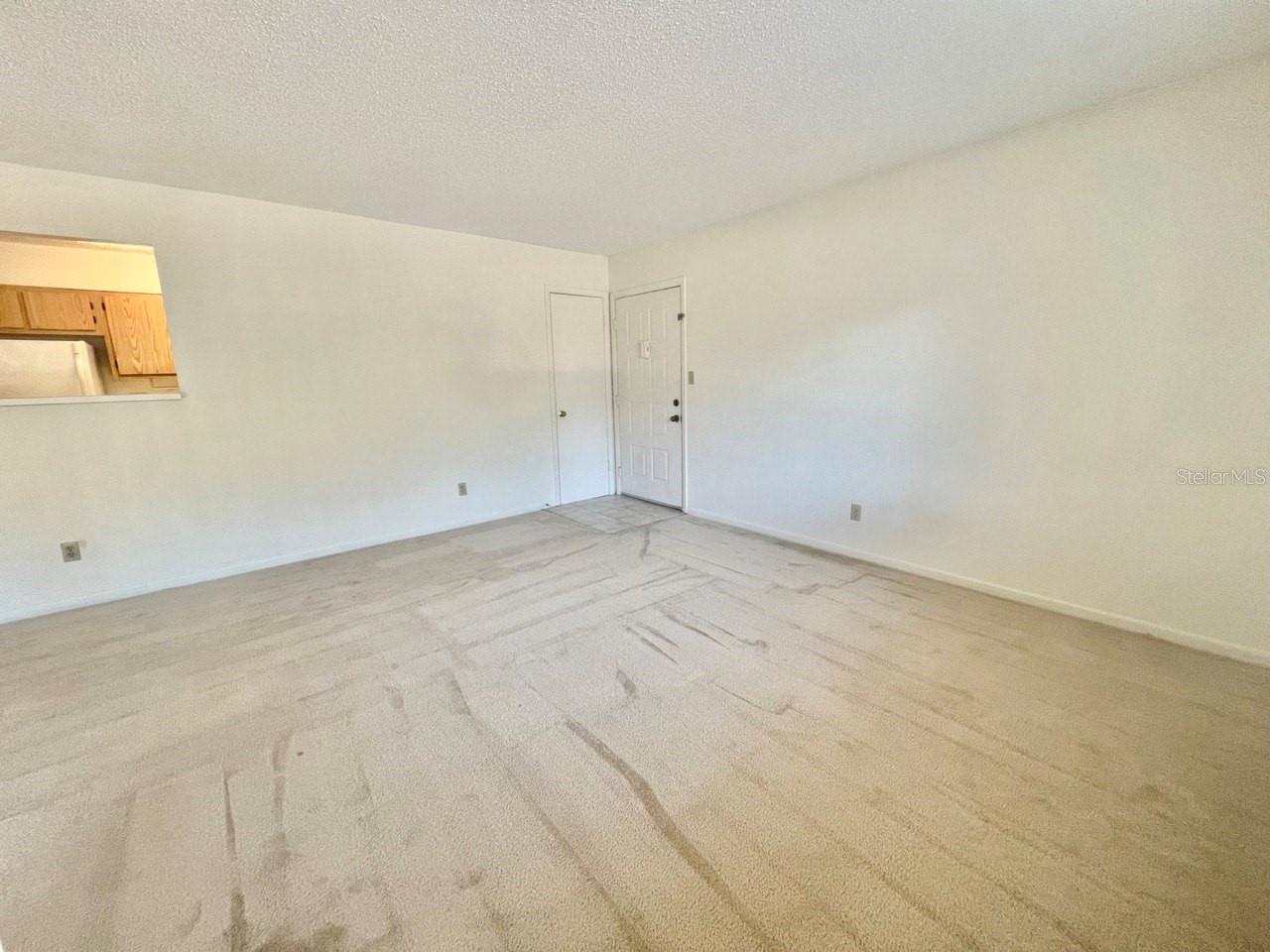 STONE CREEK POINTE A CONDOMINI - Residential Lease