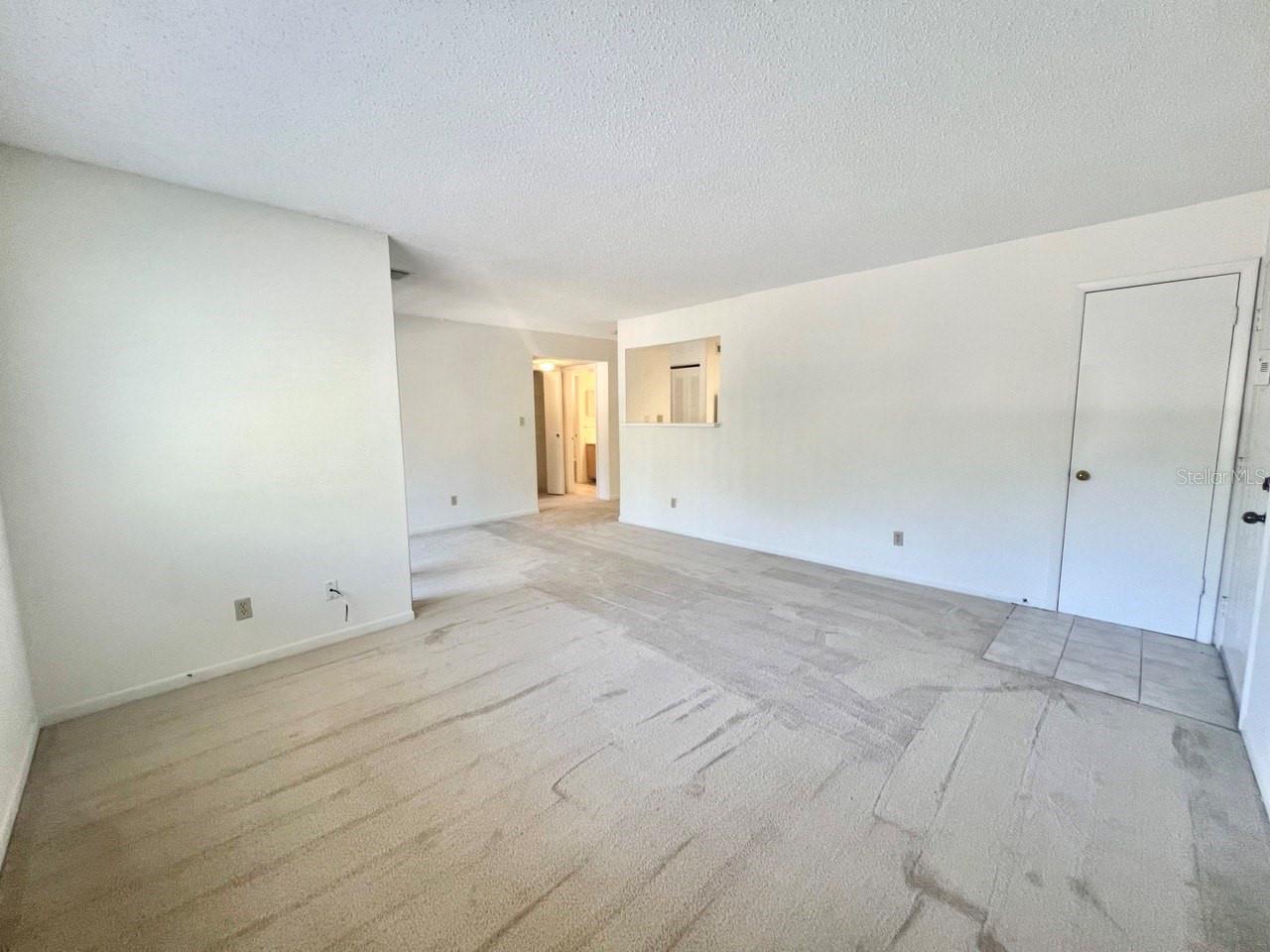 STONE CREEK POINTE A CONDOMINI - Residential Lease