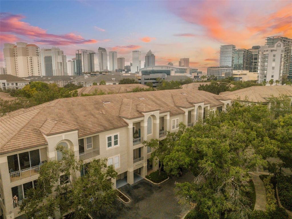 Photo of 761 Mainsail Drive, Tampa, FL 33602 (MLS # TB8428980)