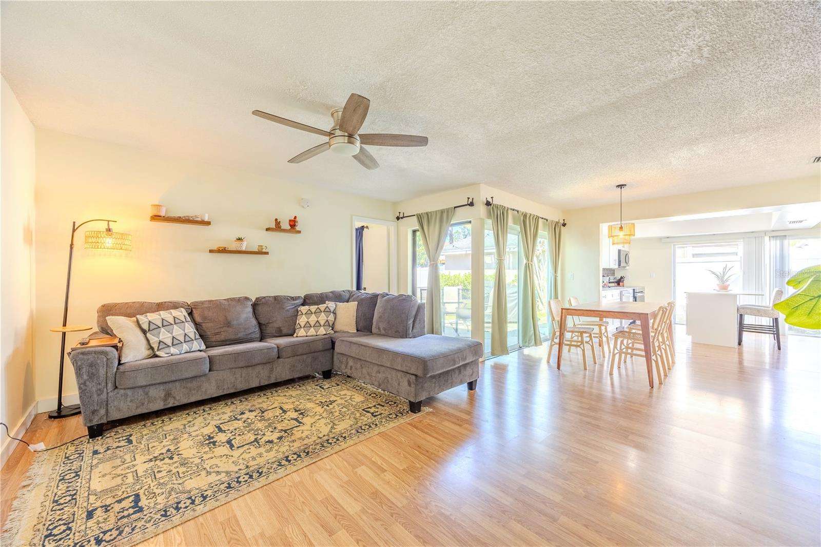 10002 OAKENGATE PLACE