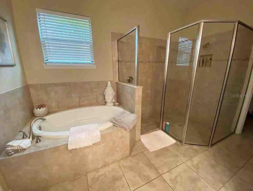 LEGENDS BAY - Residential