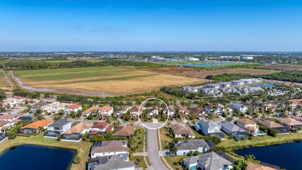 Photo of 5727 Title Row Drive, Bradenton, FL 34210 (MLS # A4671102)