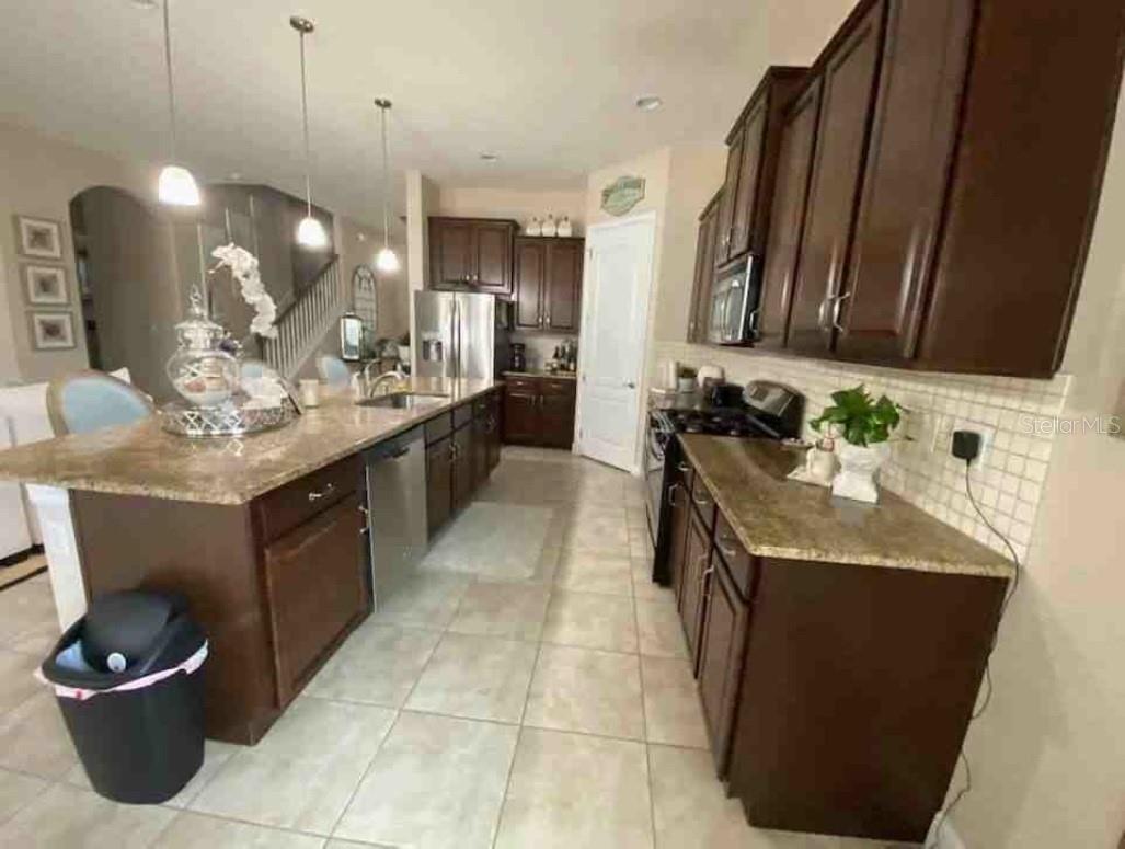 LEGENDS BAY - Residential