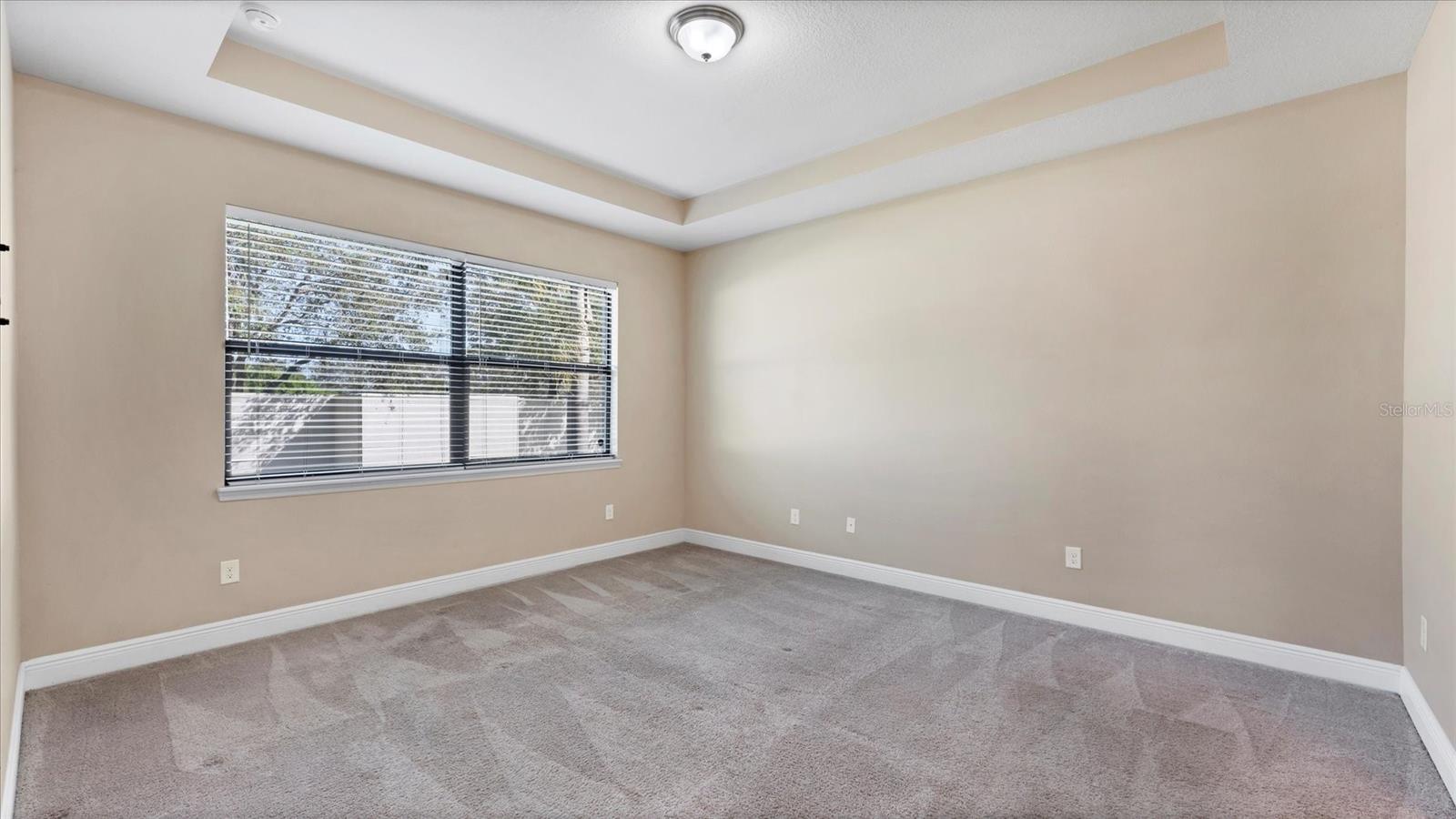 LEGENDS BAY - Residential