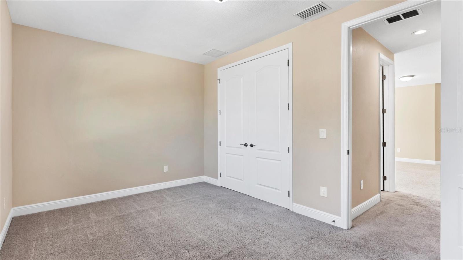 LEGENDS BAY - Residential