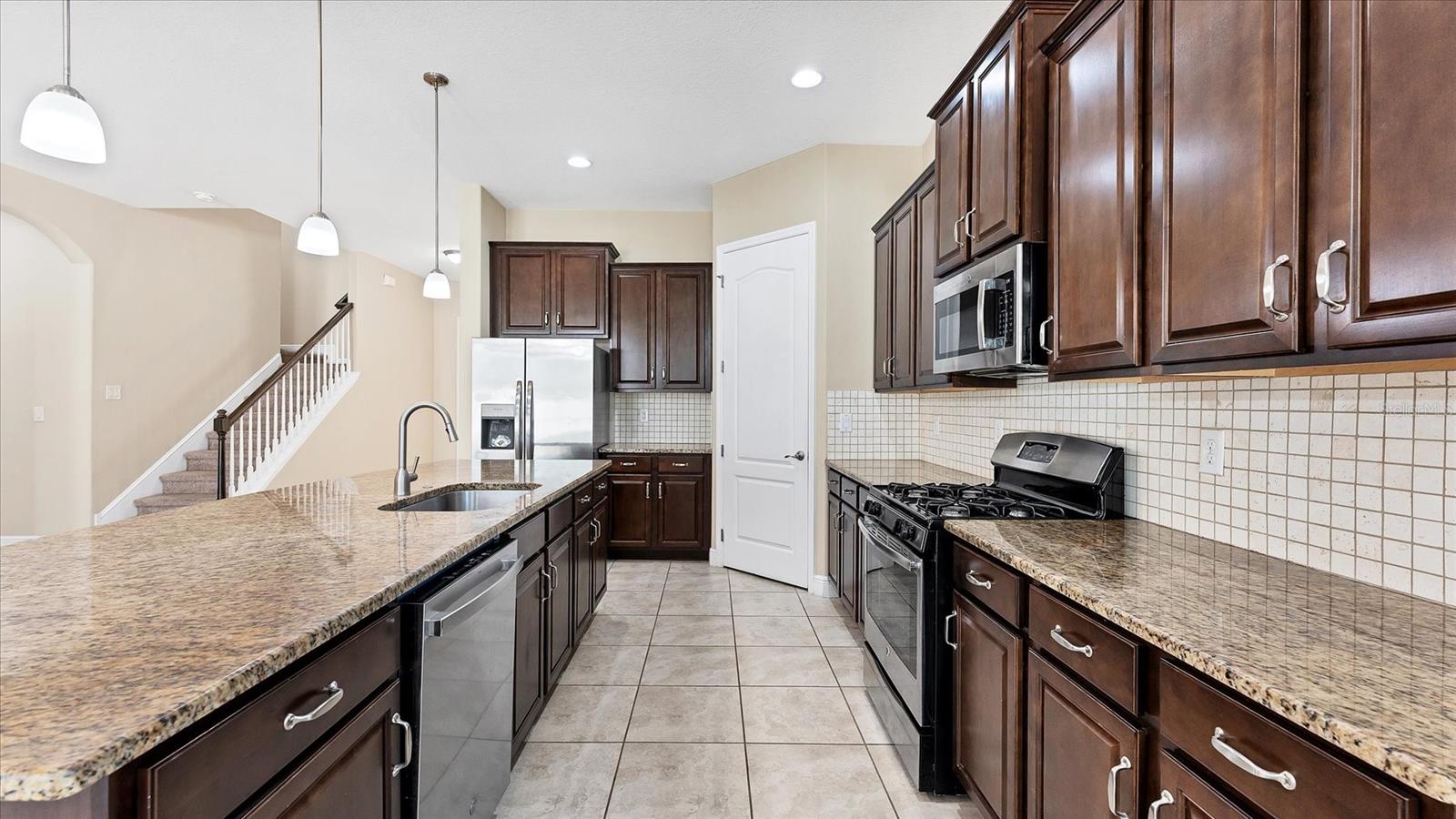 LEGENDS BAY - Residential