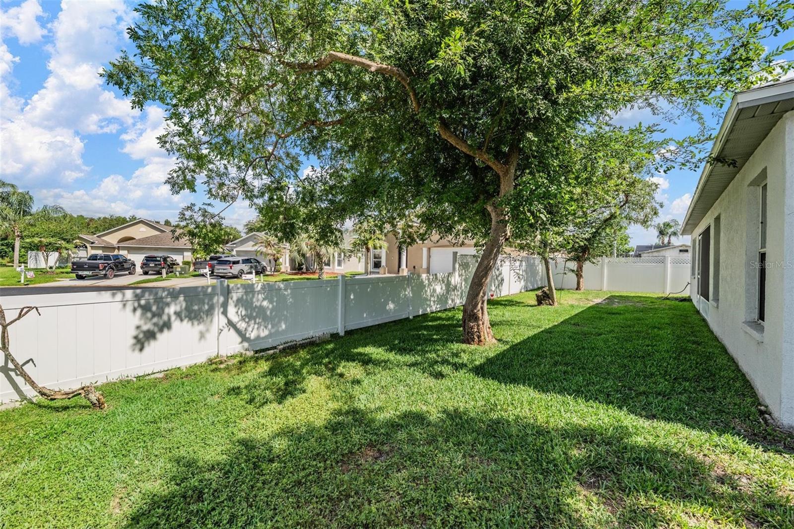 GRAND OAKS PH 02 UNIT 01 02 - Residential