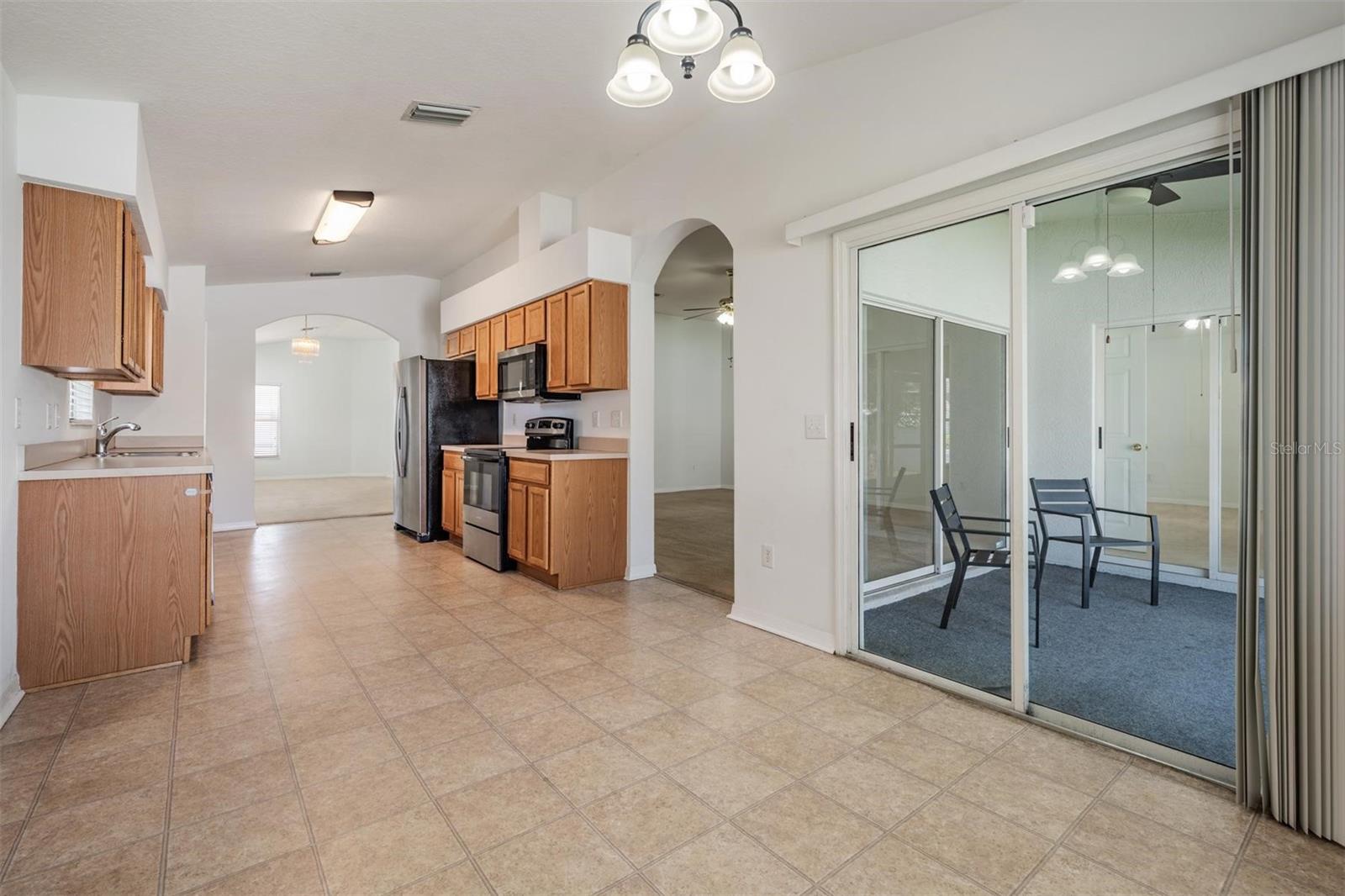 GRAND OAKS PH 02 UNIT 01 02 - Residential