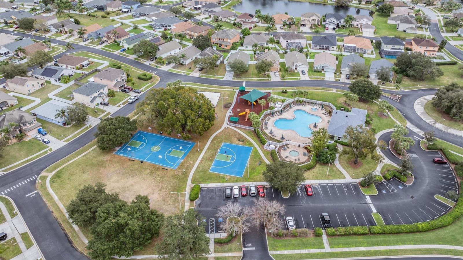 GRAND OAKS PH 02 UNIT 01 02 - Residential