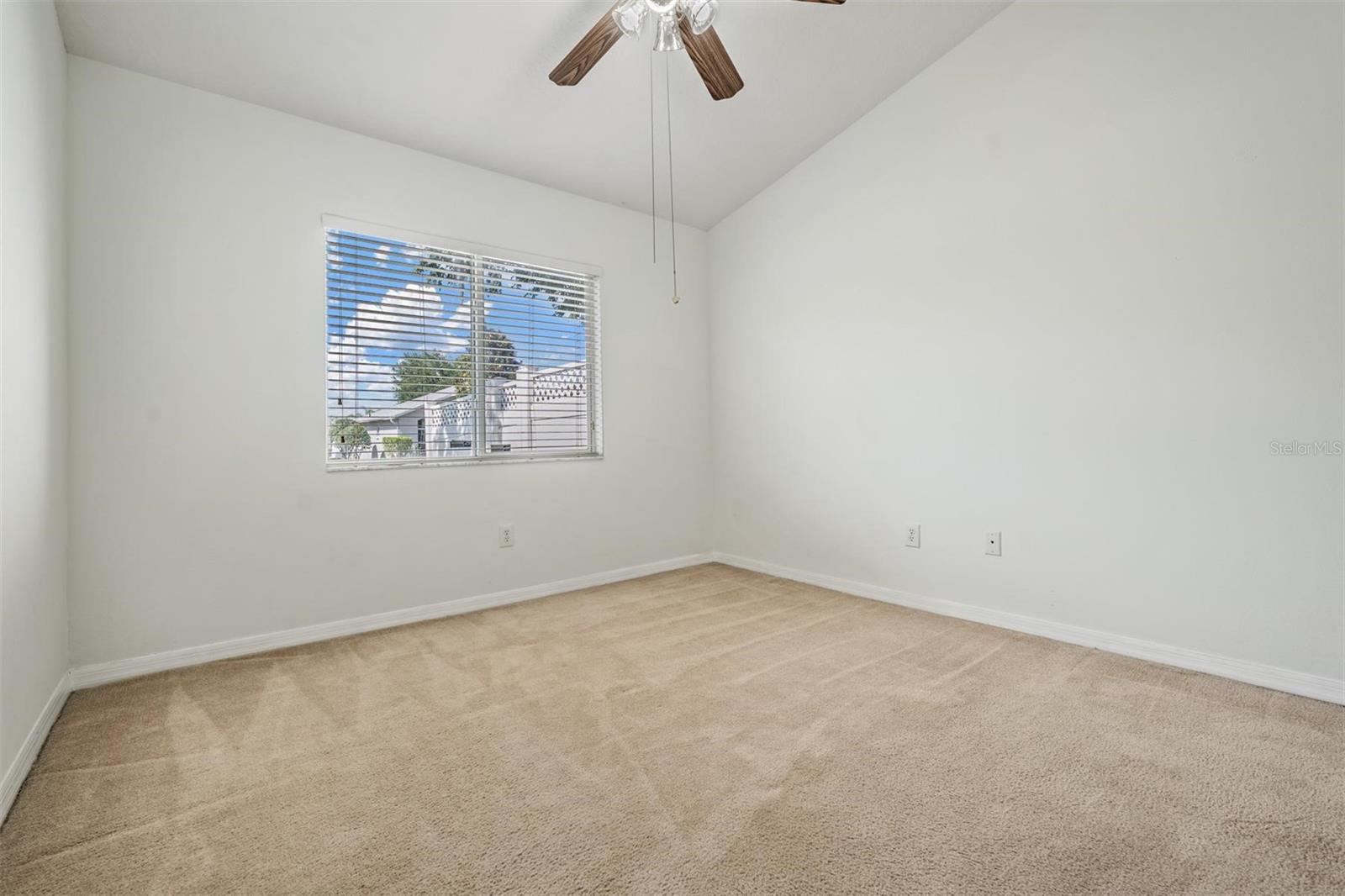 GRAND OAKS PH 02 UNIT 01 02 - Residential