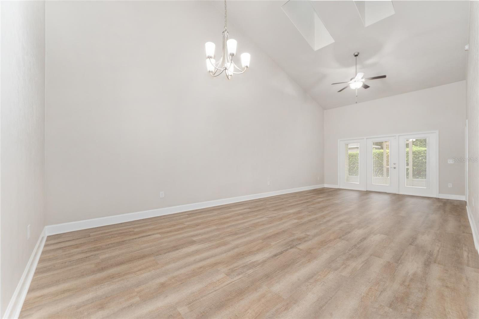 VILLAS OF WEST END - Residential