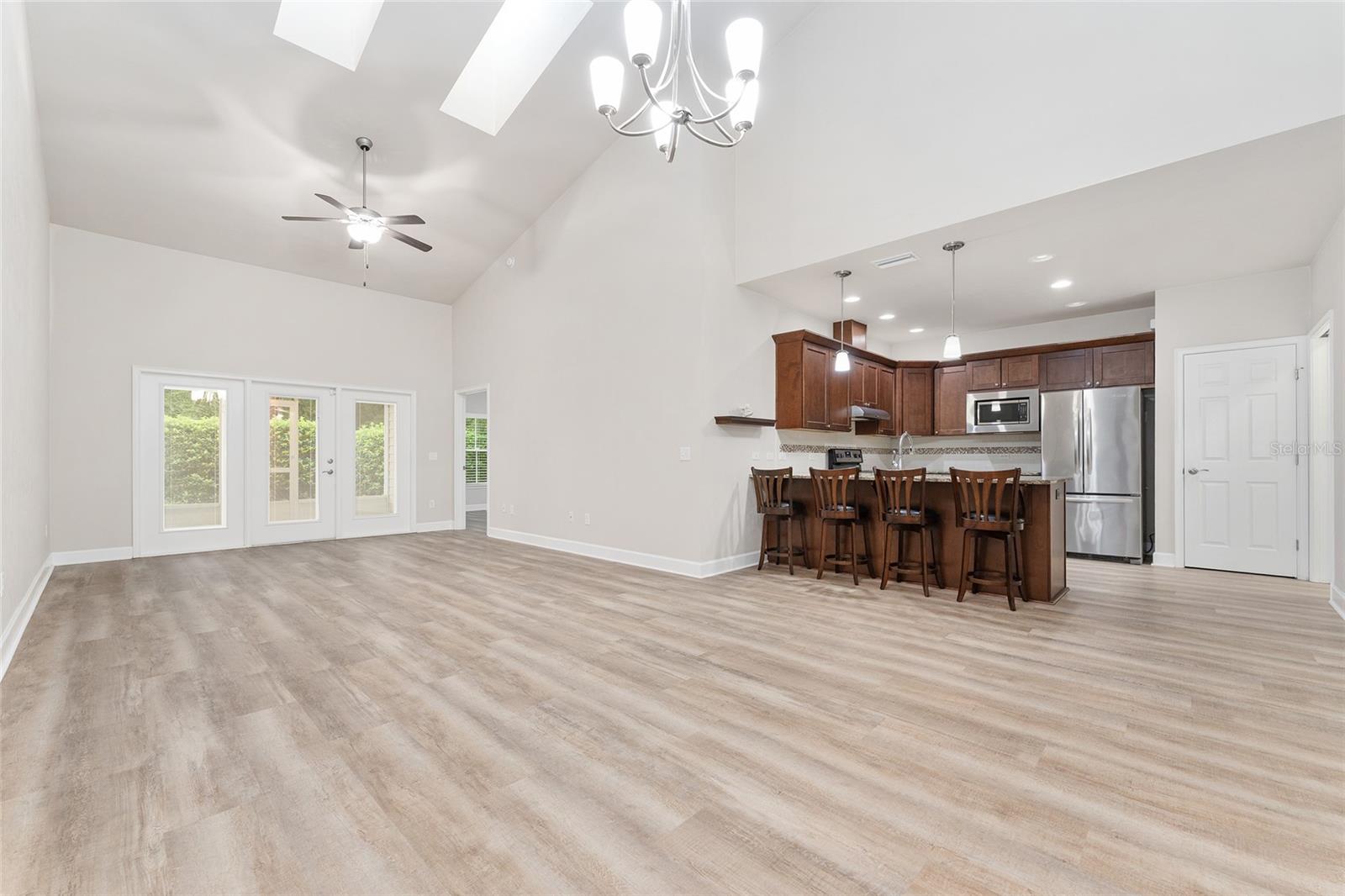 VILLAS OF WEST END - Residential