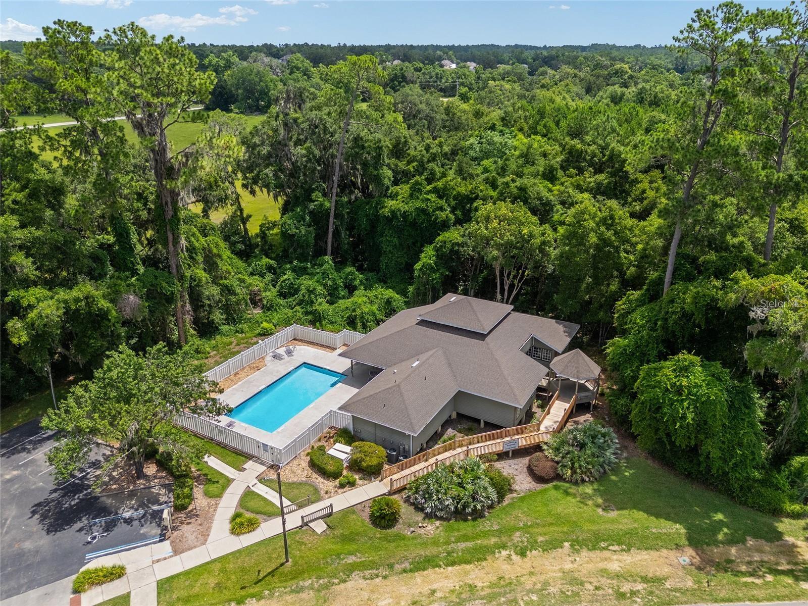 VILLAS OF WEST END - Residential