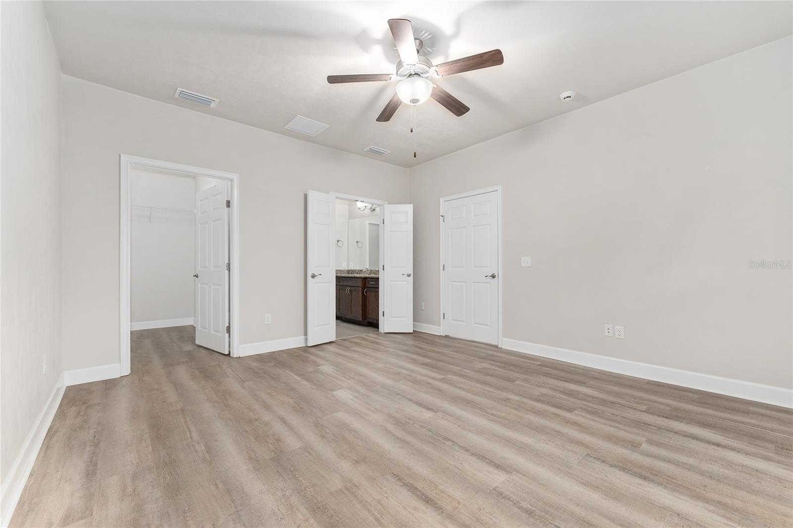 VILLAS OF WEST END - Residential