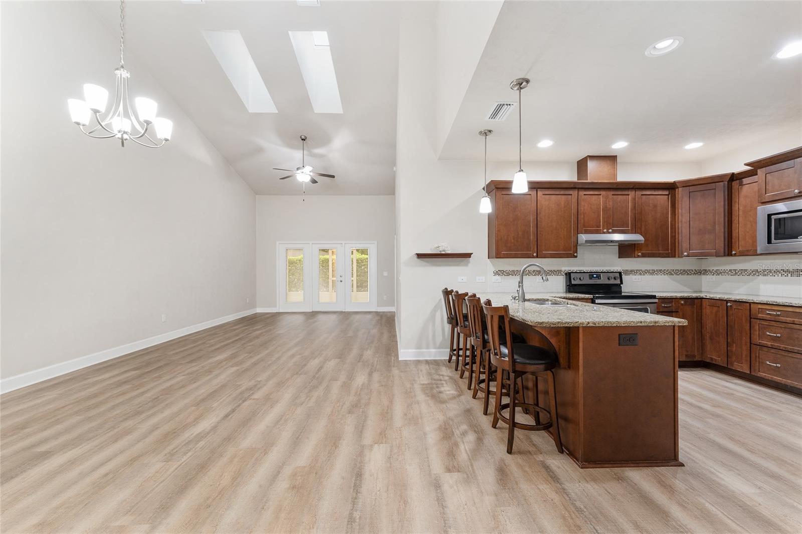 VILLAS OF WEST END - Residential