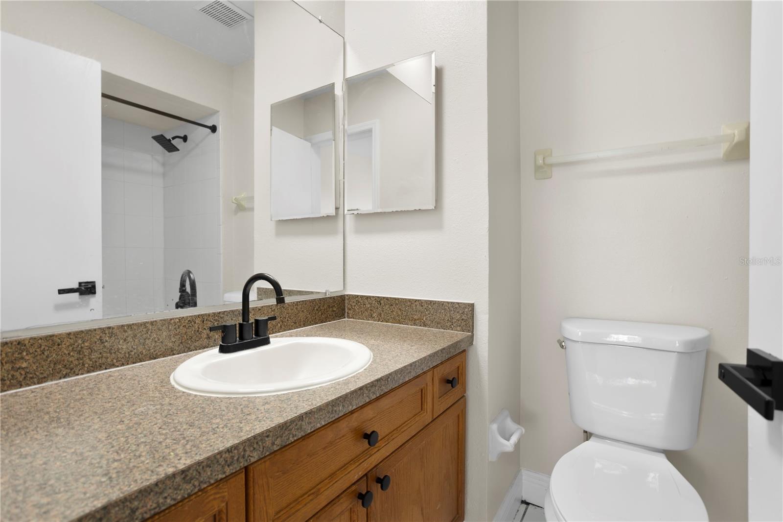 PARK PLACE AT MEADOW WOODS - Residential Lease