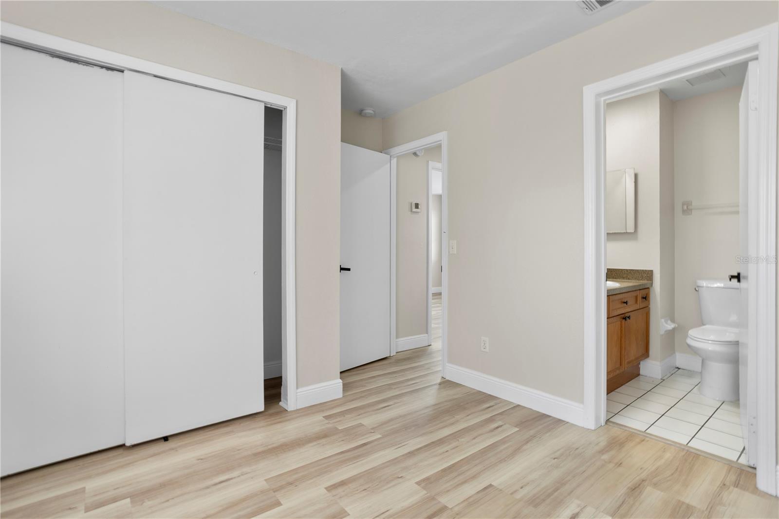 PARK PLACE AT MEADOW WOODS - Residential Lease