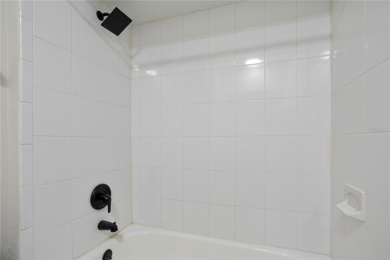 PARK PLACE AT MEADOW WOODS - Residential Lease