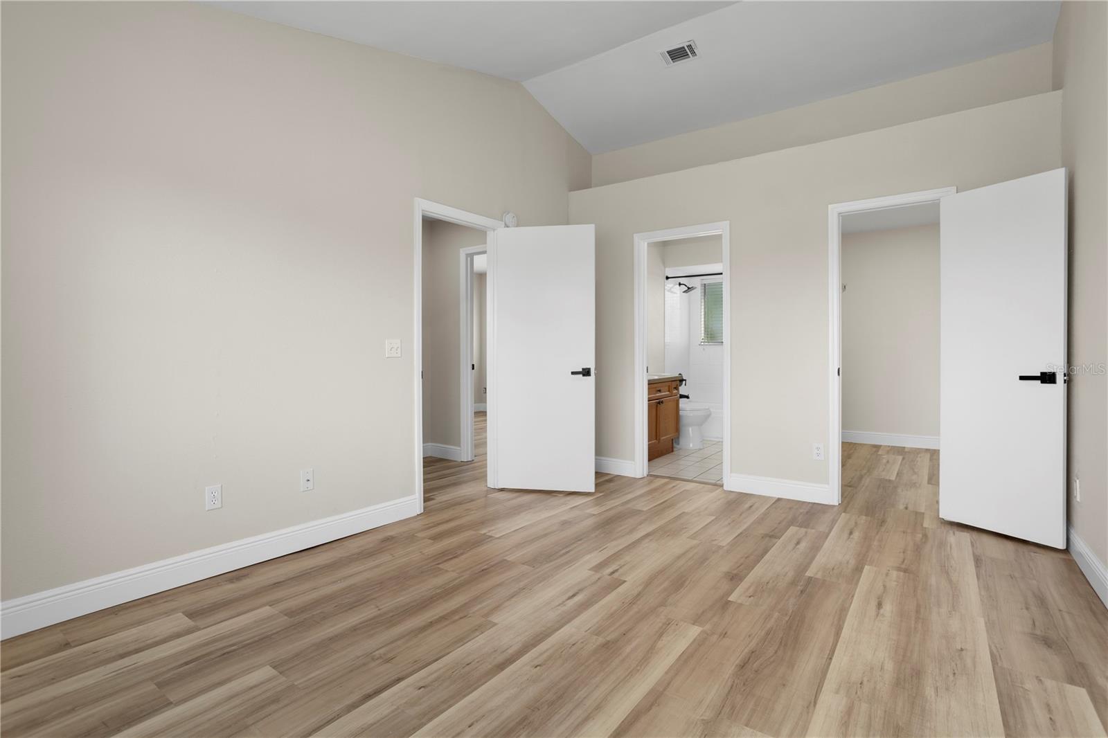 PARK PLACE AT MEADOW WOODS - Residential Lease