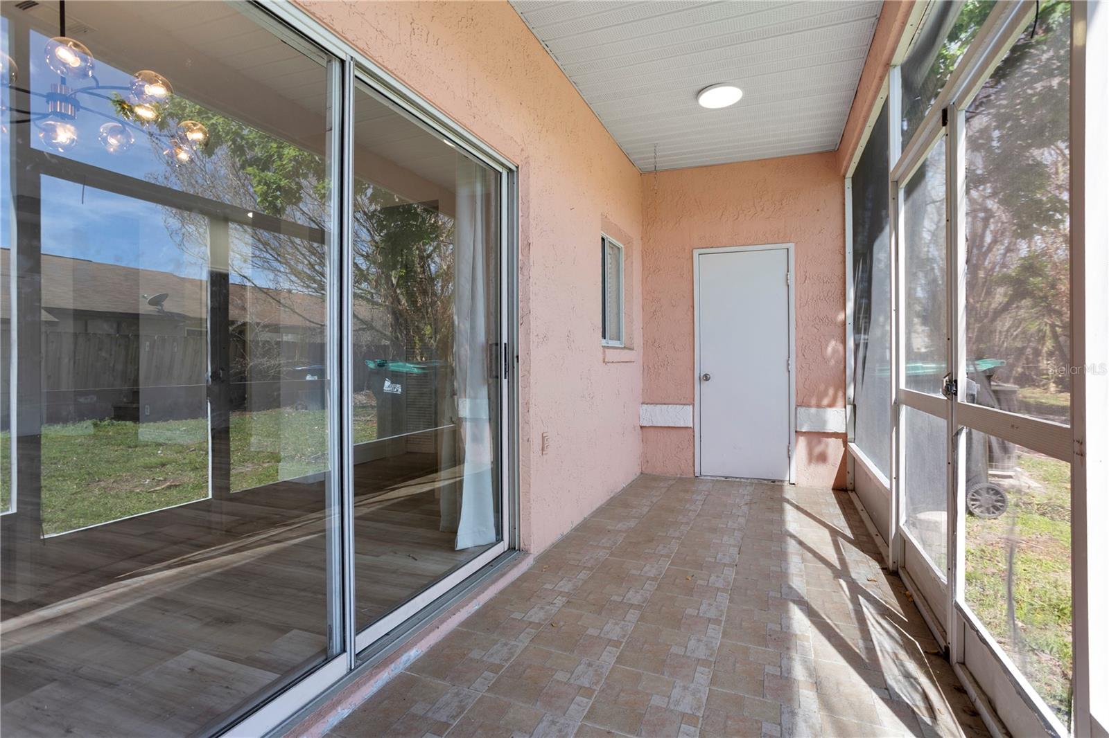 PARK PLACE AT MEADOW WOODS - Residential Lease