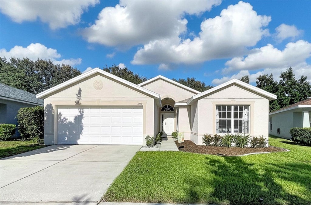 Photo of 11607 Mountain Bay Drive, Riverview, FL 33569 (MLS # TB8555921)