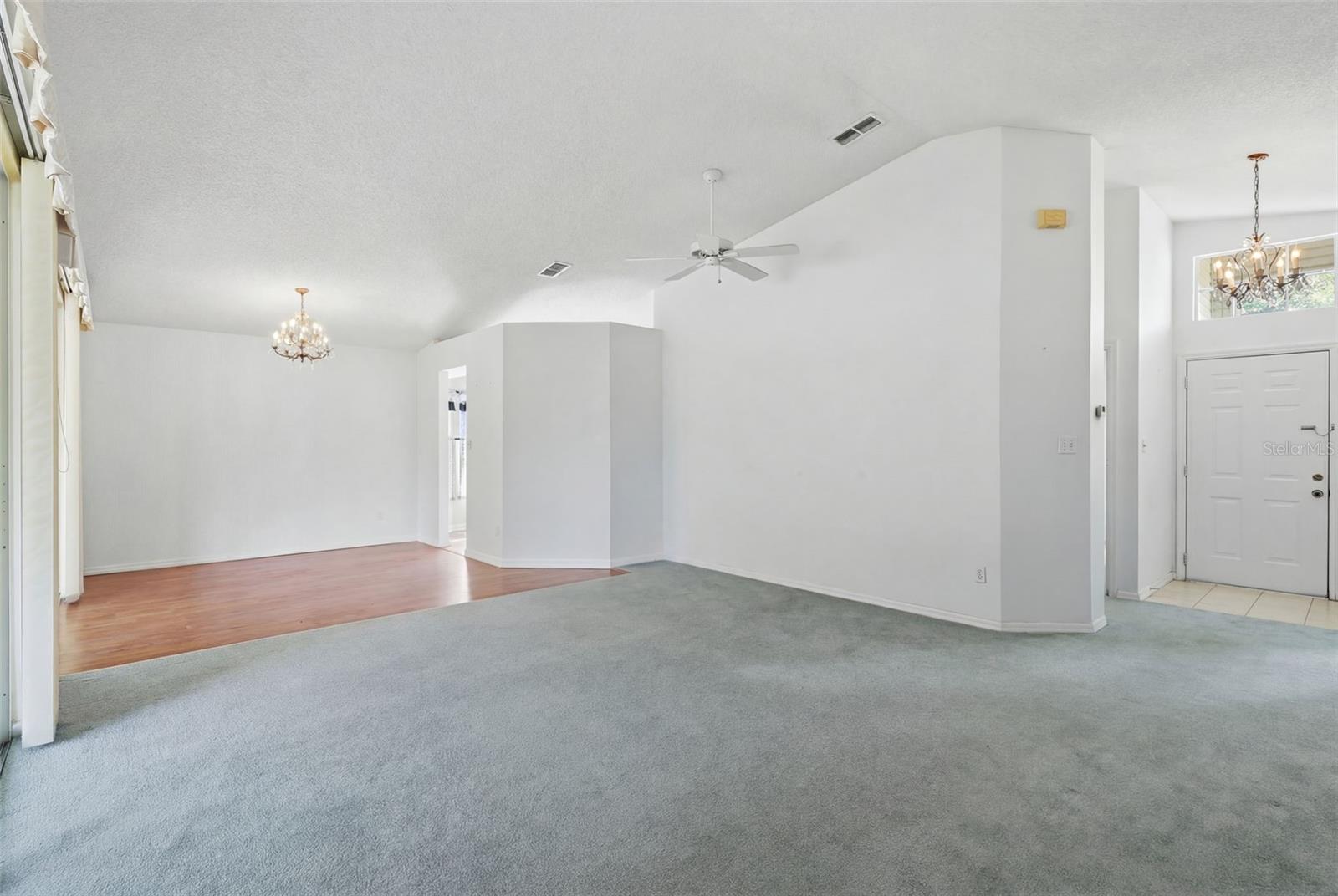 PLANTATION AT LEESBURG GLEN EAGLE VILLAGE TR A-E - Residential