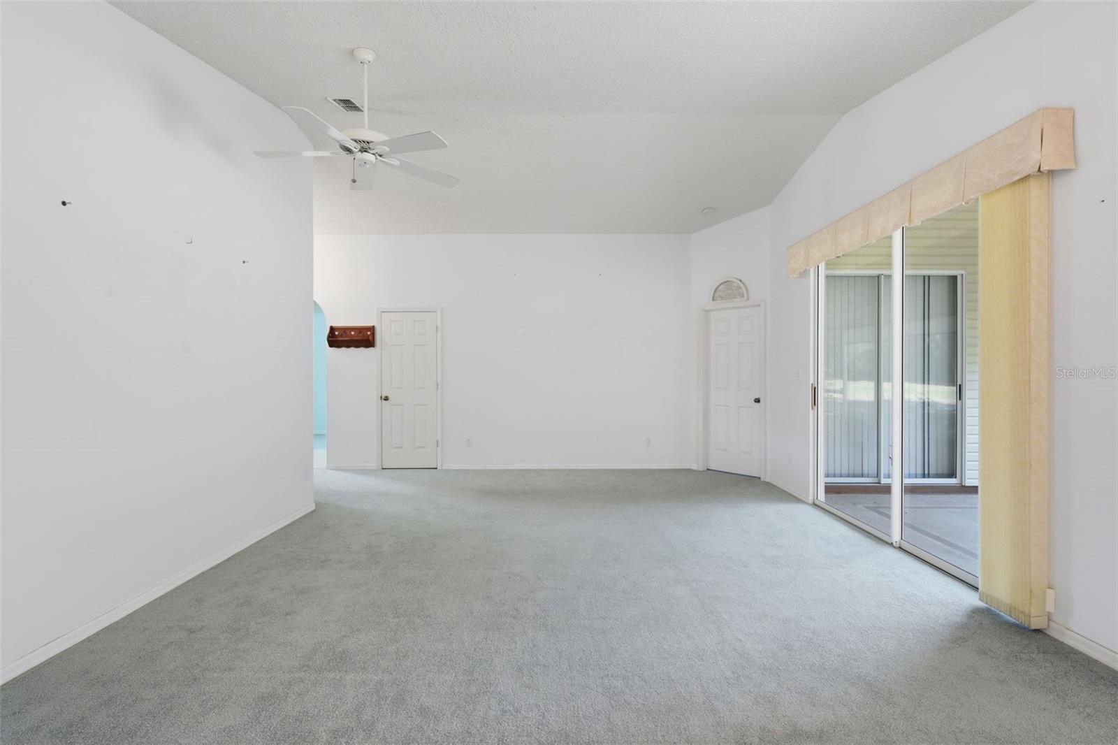 PLANTATION AT LEESBURG GLEN EAGLE VILLAGE TR A-E - Residential