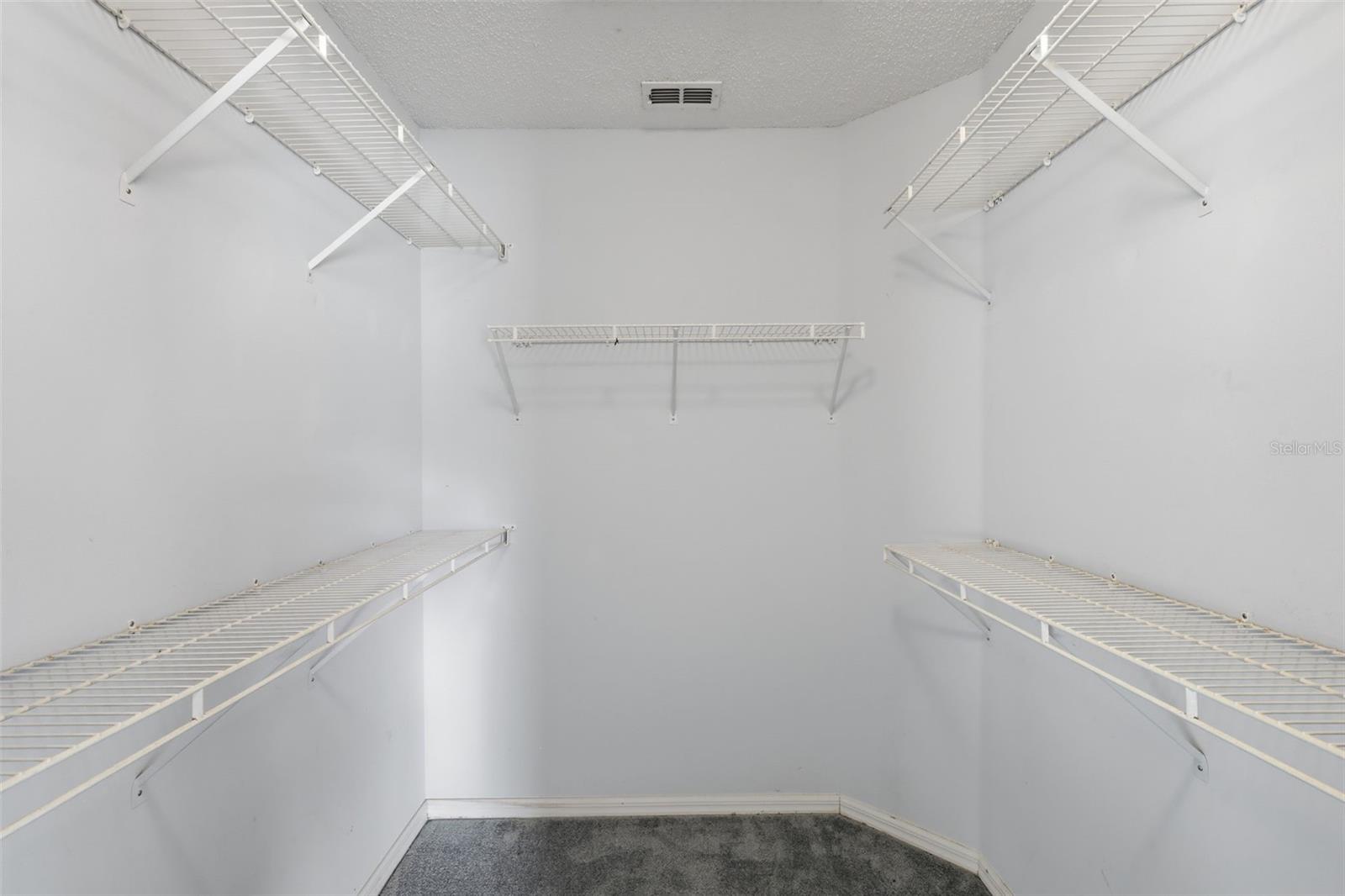 PLANTATION AT LEESBURG GLEN EAGLE VILLAGE TR A-E - Residential