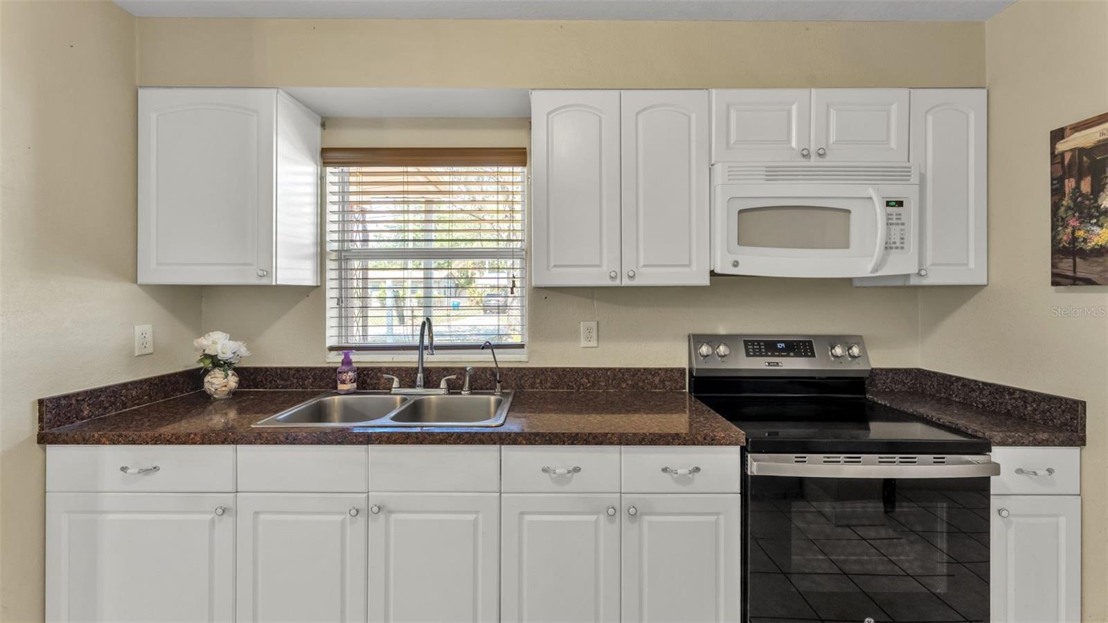 MILLERS MANOR - Residential