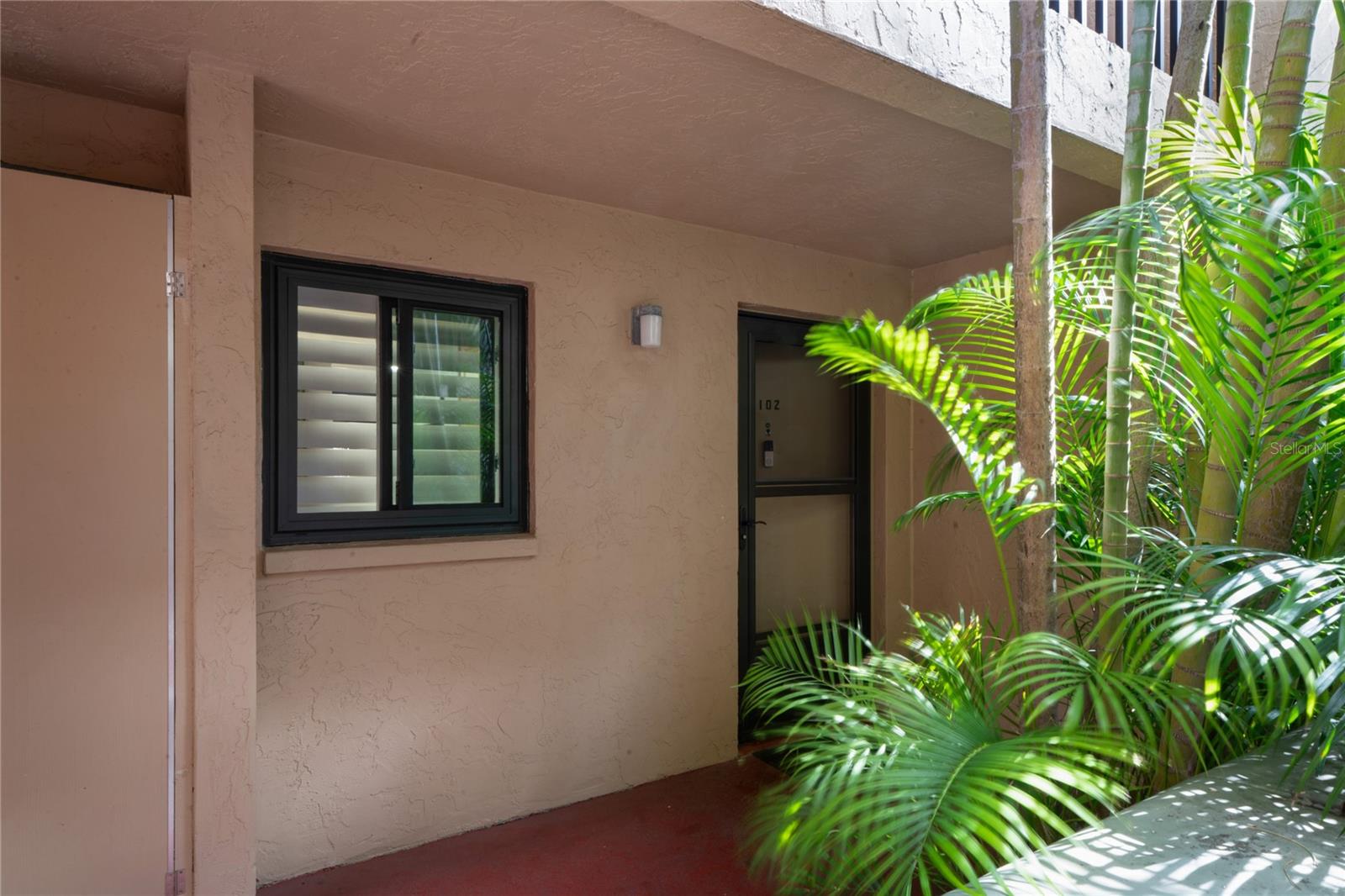 PLAZA GARDENS - Residential