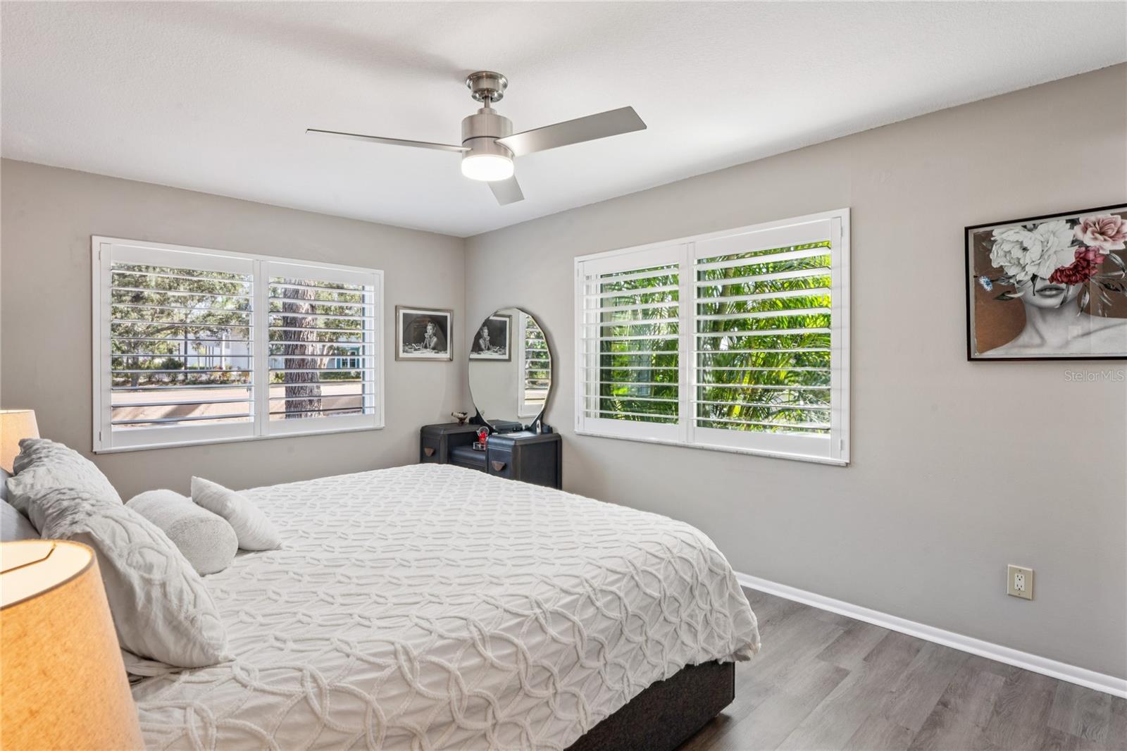 PLAZA GARDENS - Residential