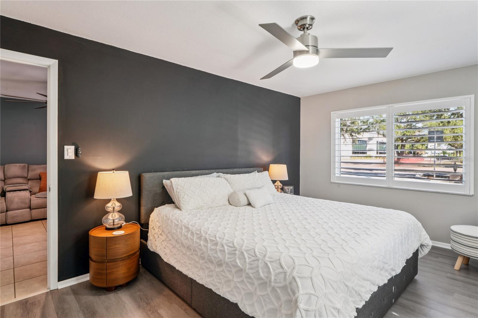 PLAZA GARDENS - Residential