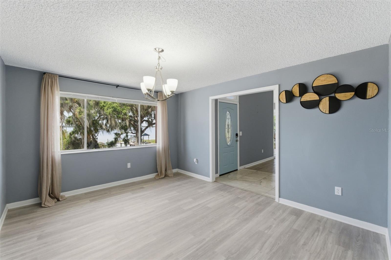ARIANA HILLS - Residential