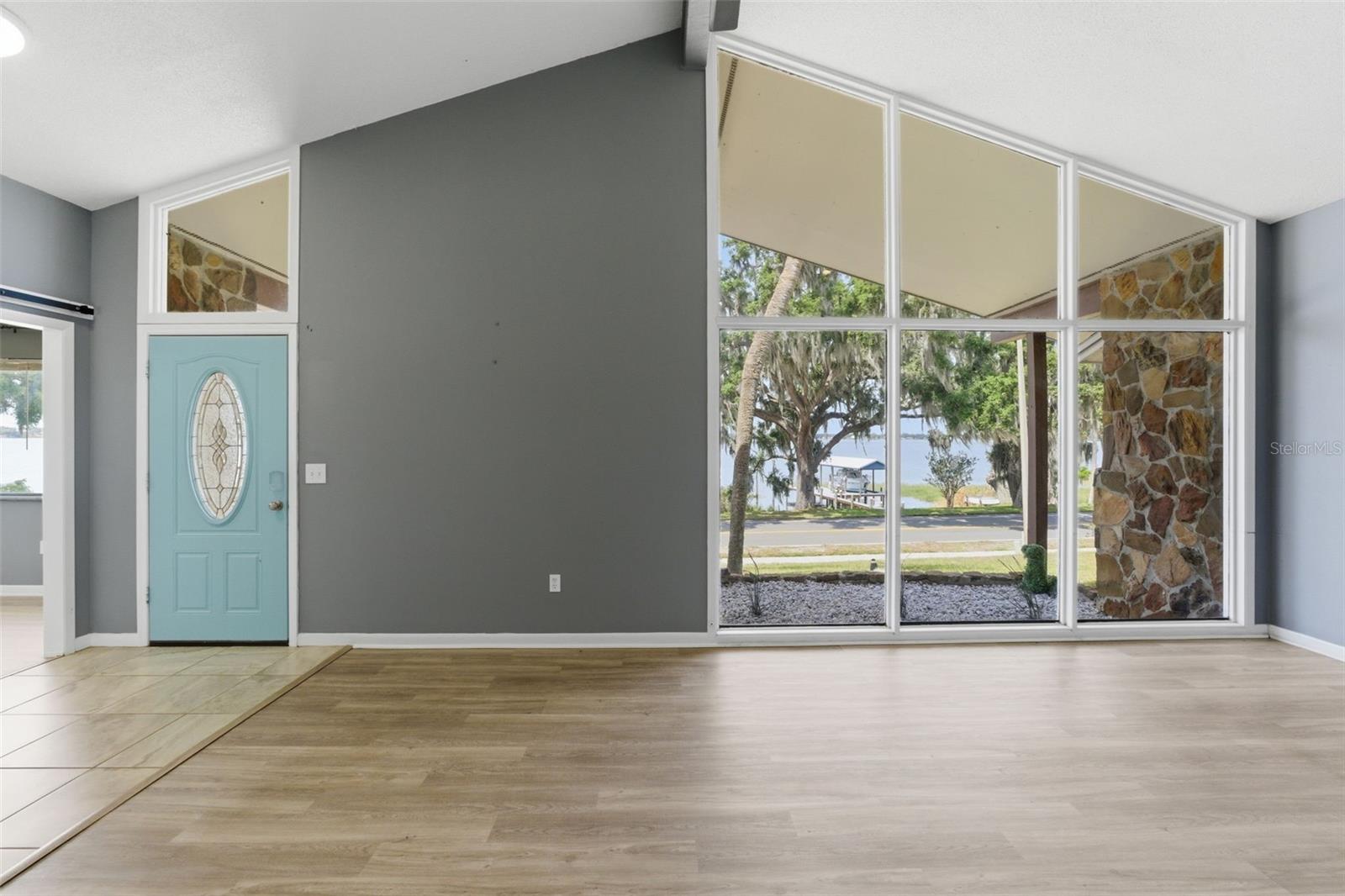ARIANA HILLS - Residential