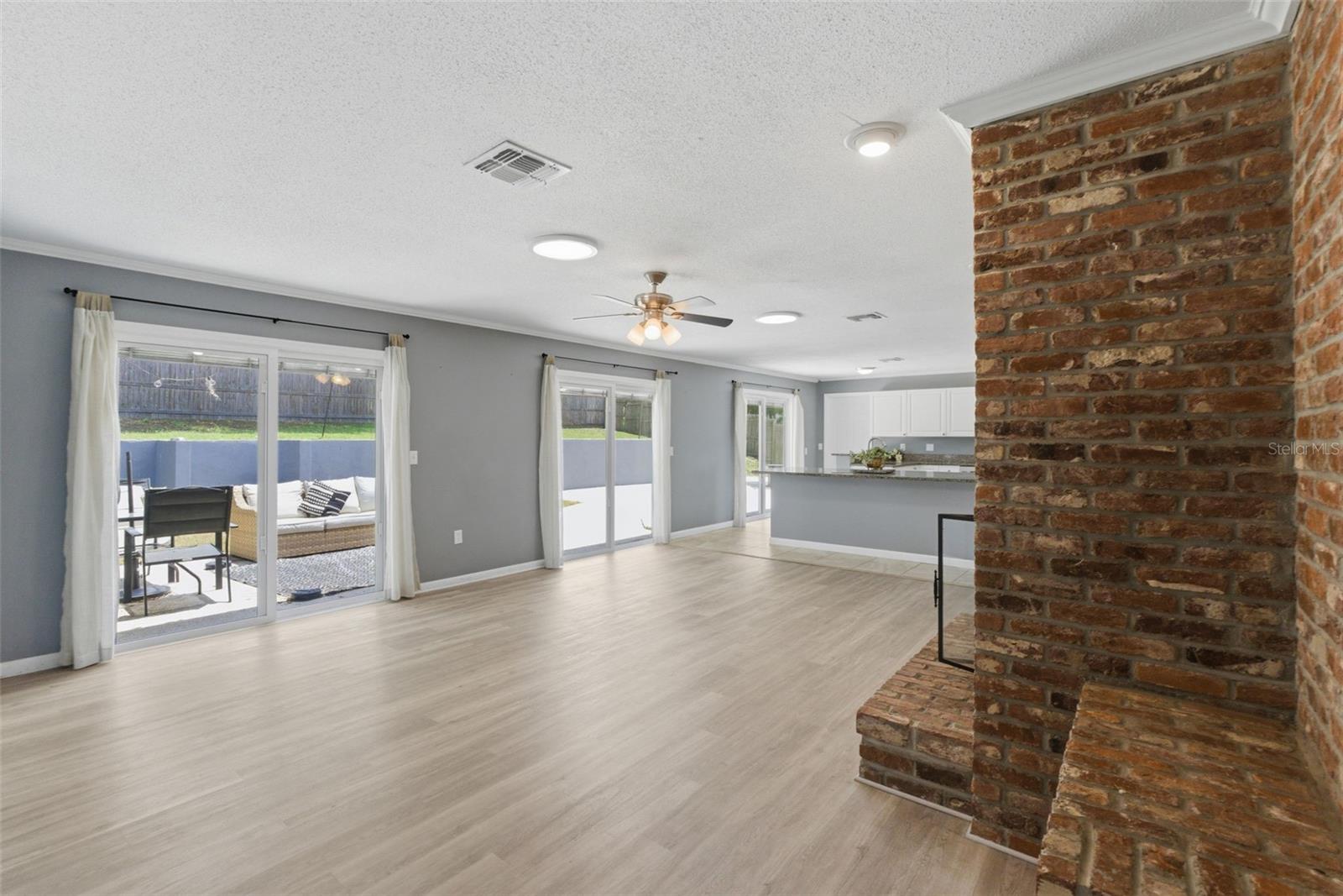 ARIANA HILLS - Residential