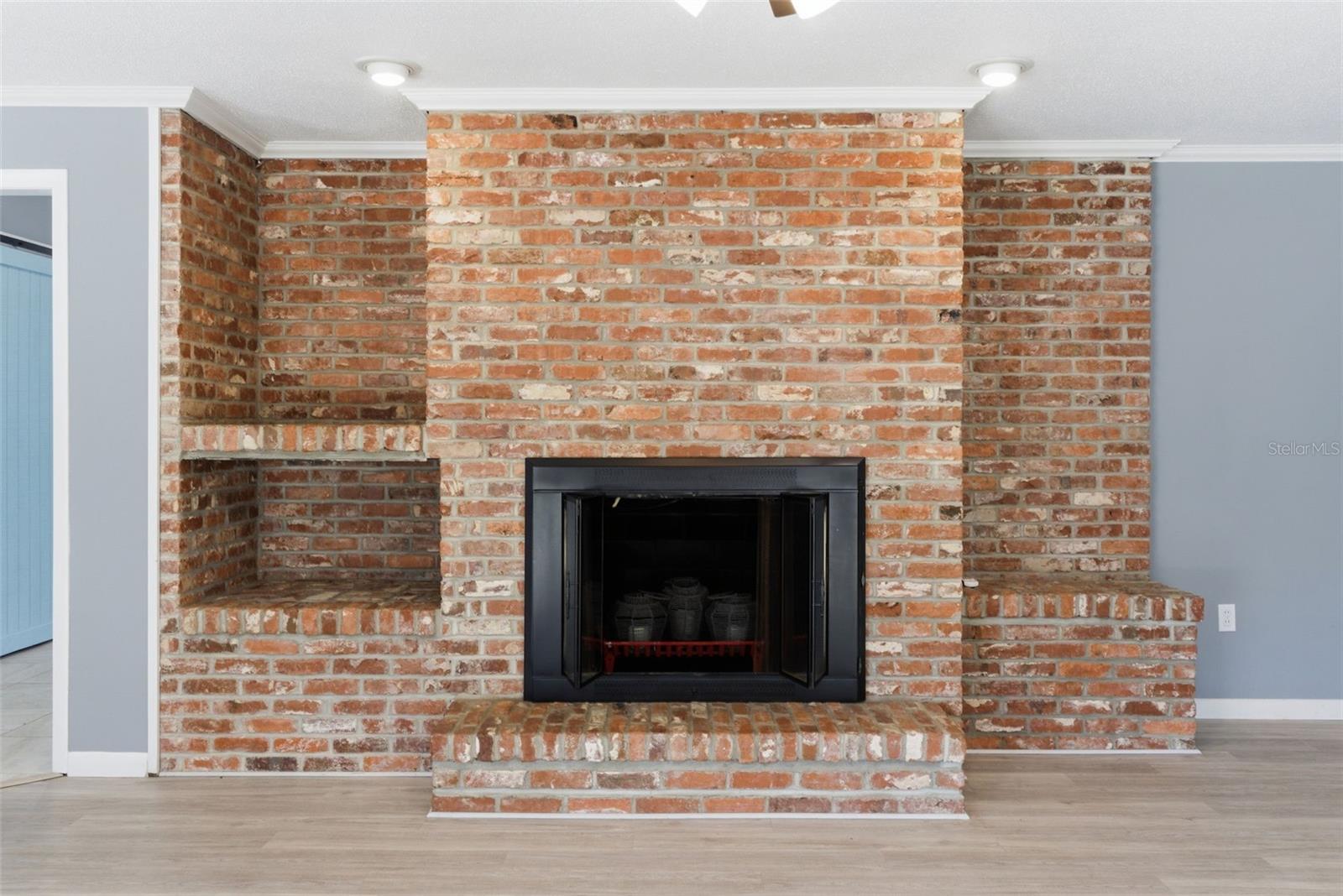 ARIANA HILLS - Residential