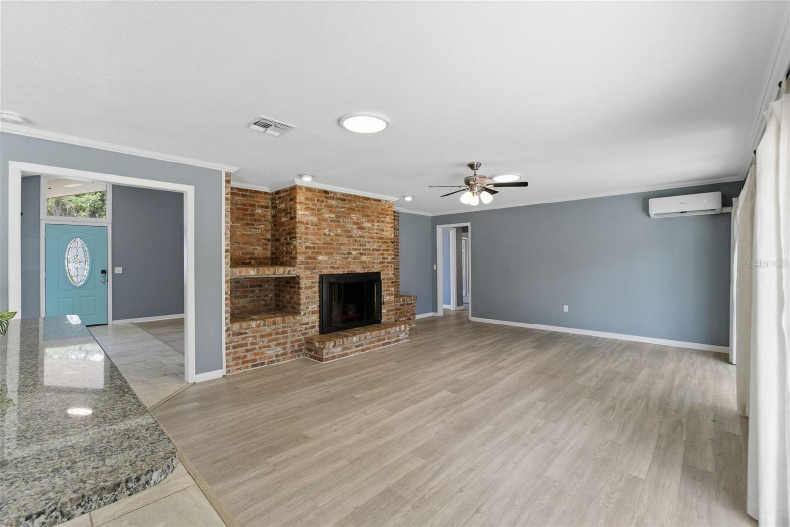 ARIANA HILLS - Residential