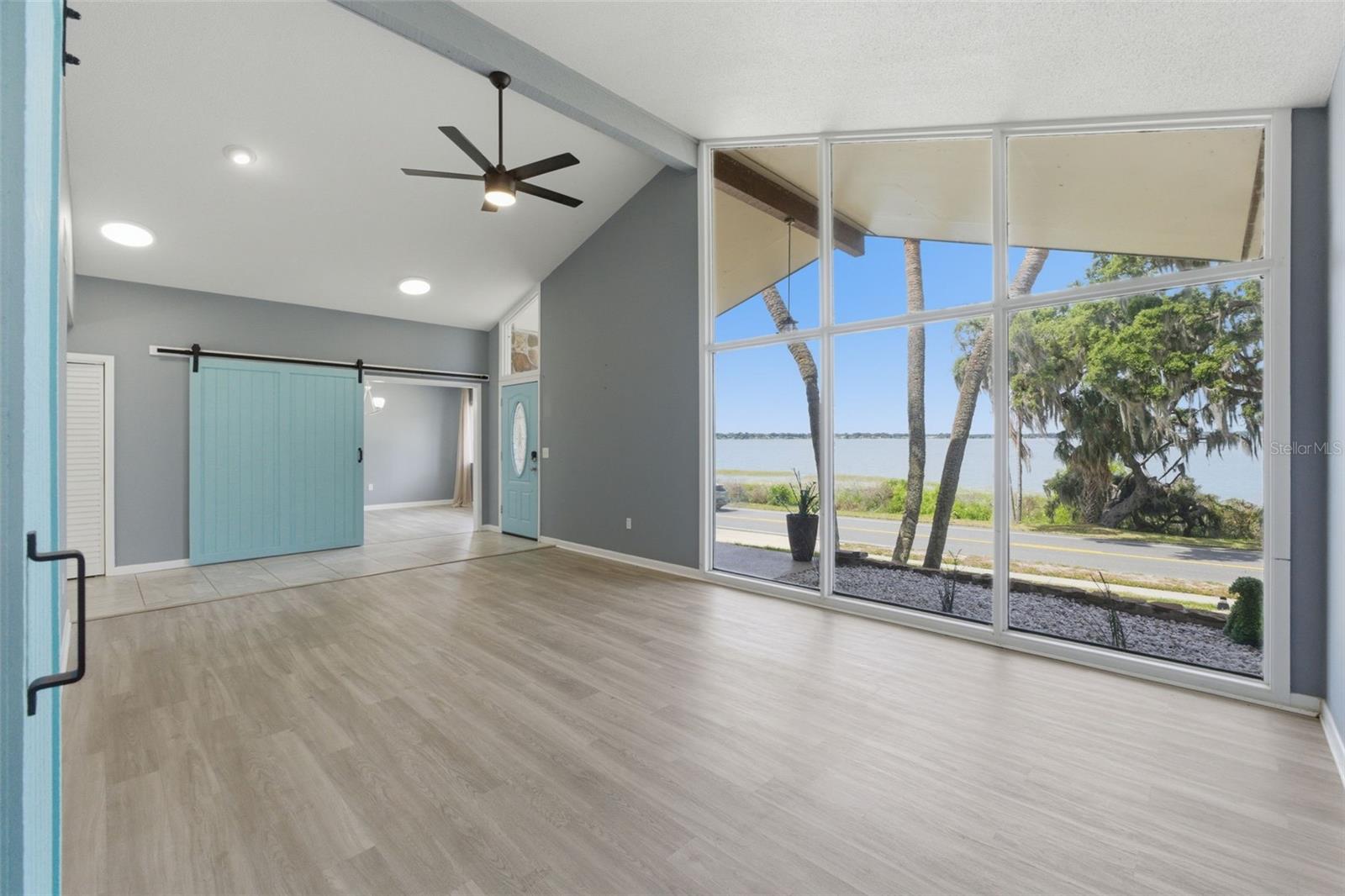 ARIANA HILLS - Residential