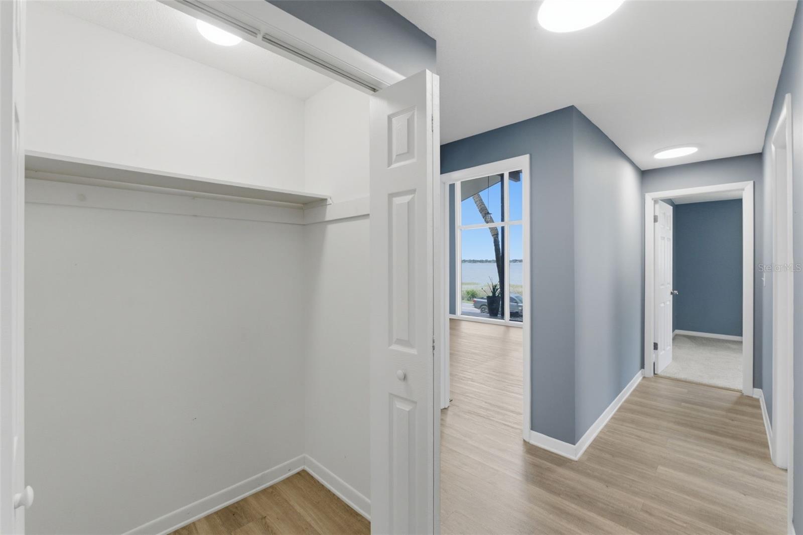 ARIANA HILLS - Residential