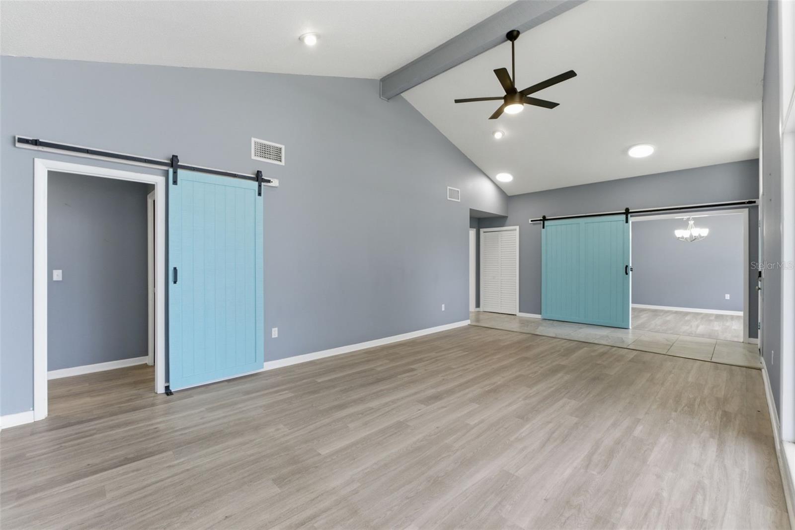 ARIANA HILLS - Residential