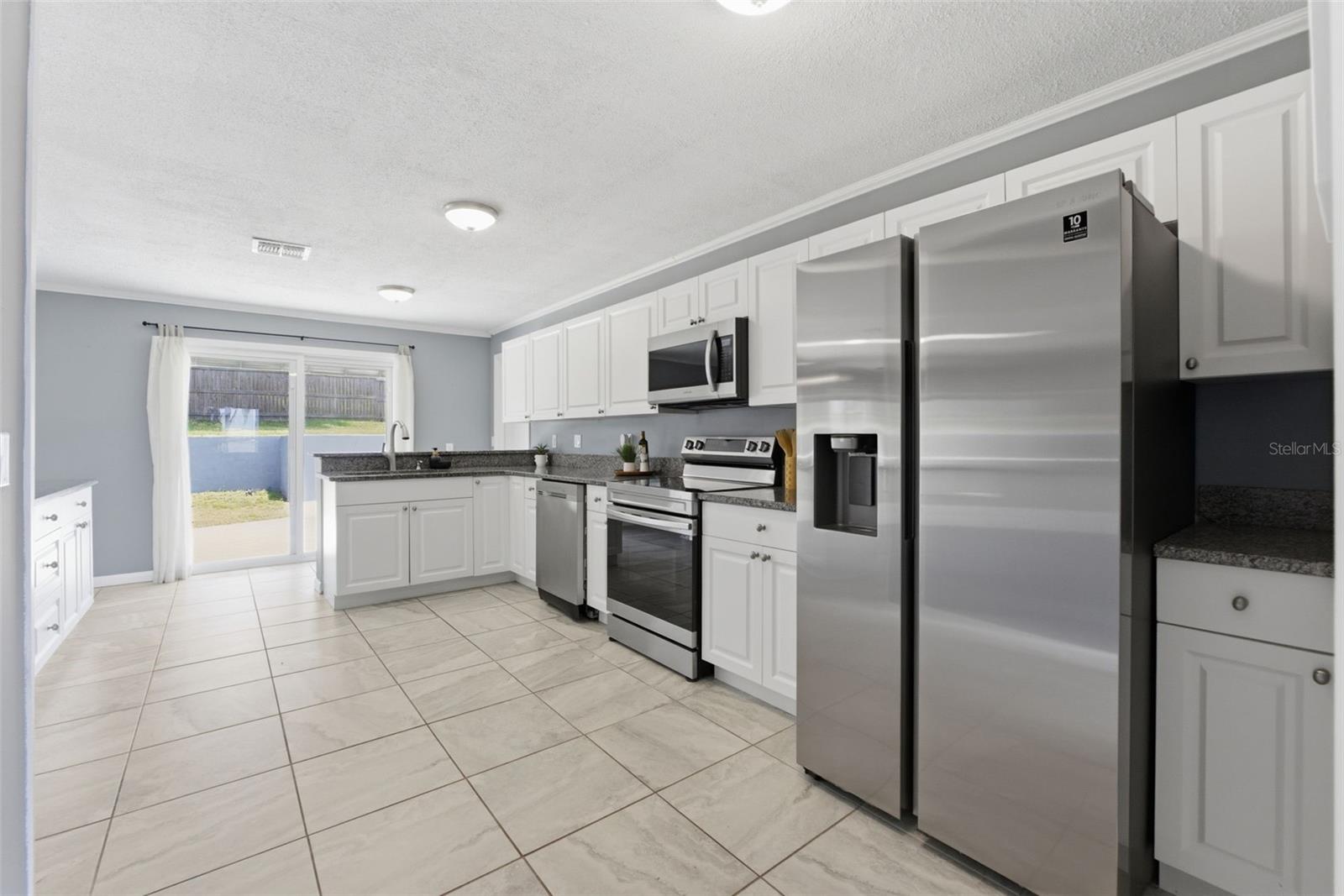 ARIANA HILLS - Residential