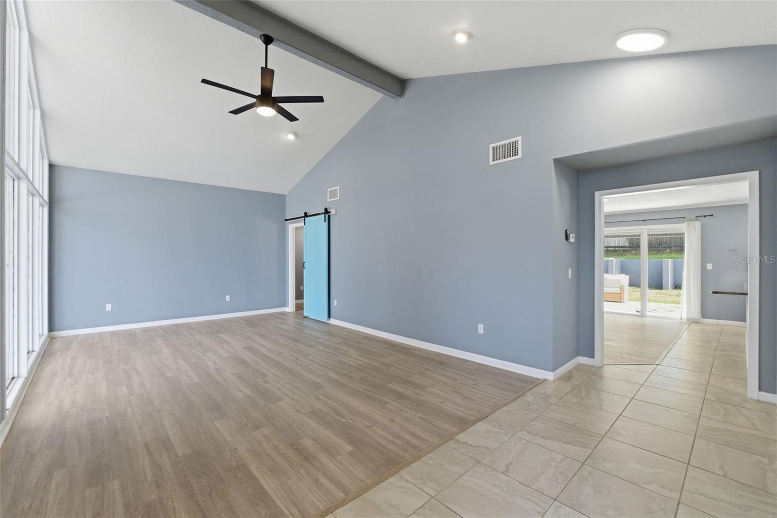 ARIANA HILLS - Residential
